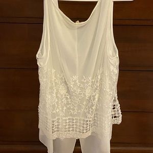 Adiva lace top size 2XL